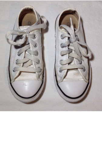 Junior size off white - size, 11